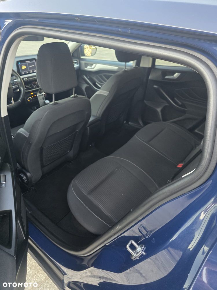 Ford Focus - 12
