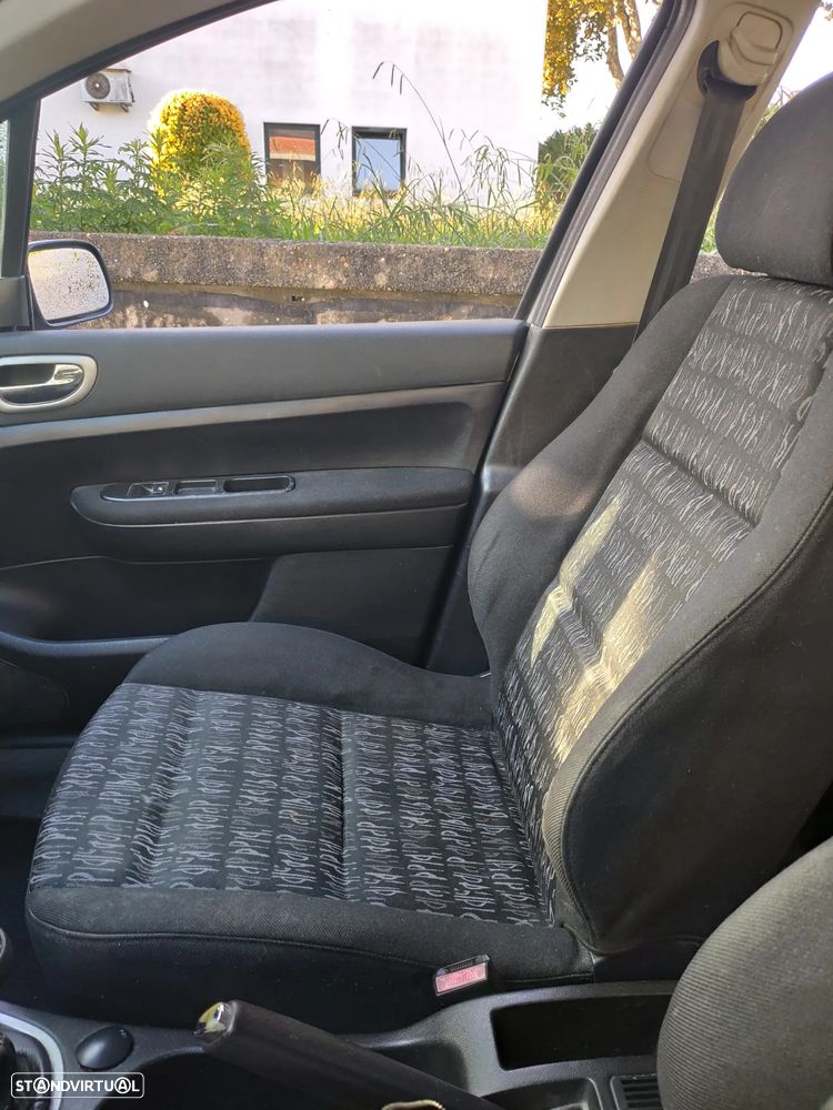 Peugeot 307 Break - 12