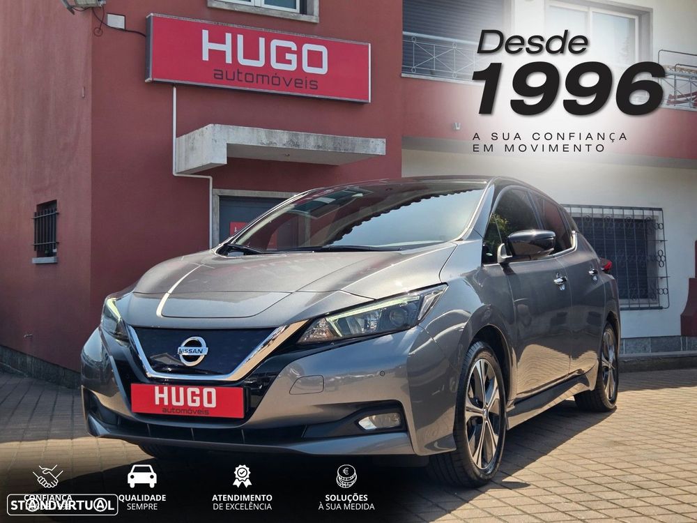 Nissan Leaf N-Connecta Two Tone
