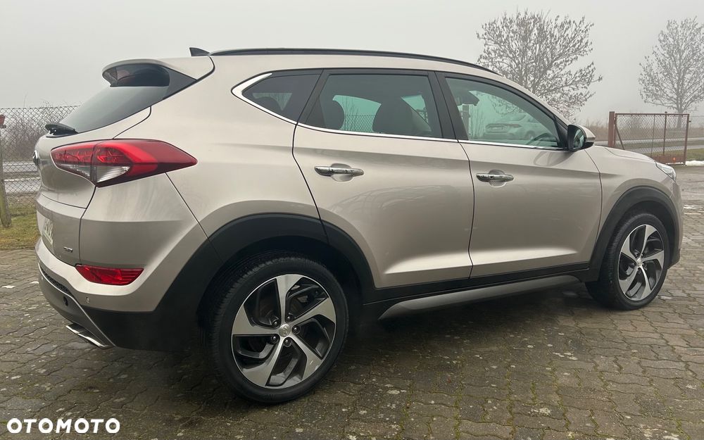 Hyundai Tucson 2.0 CRDi 4WD Passion - 8