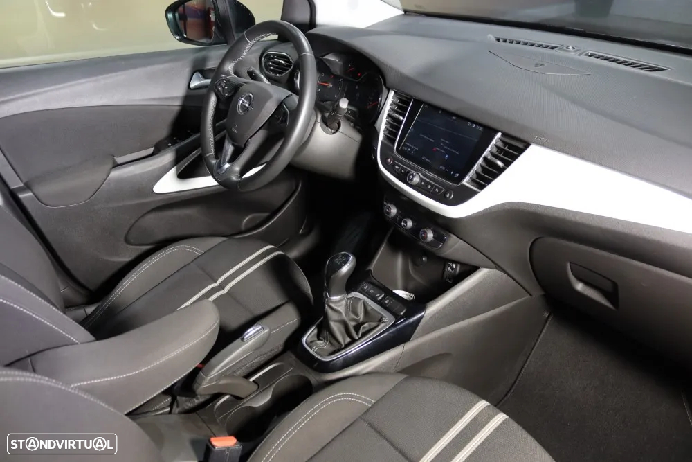 Opel Crossland 1.2 T Design & Tech - 17