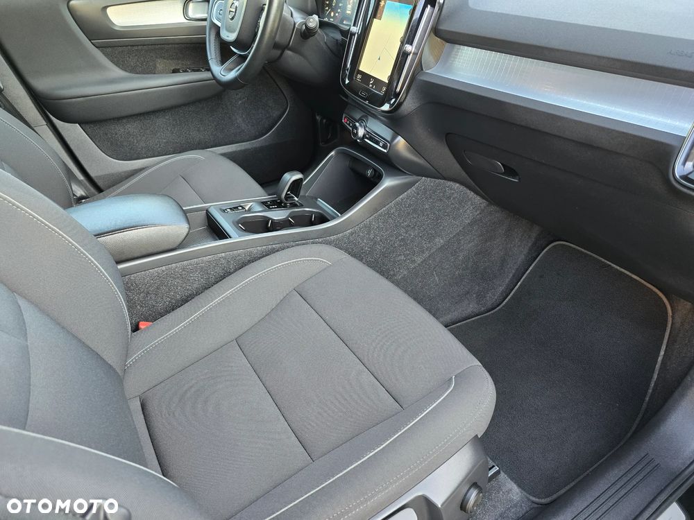Volvo XC 40 - 19