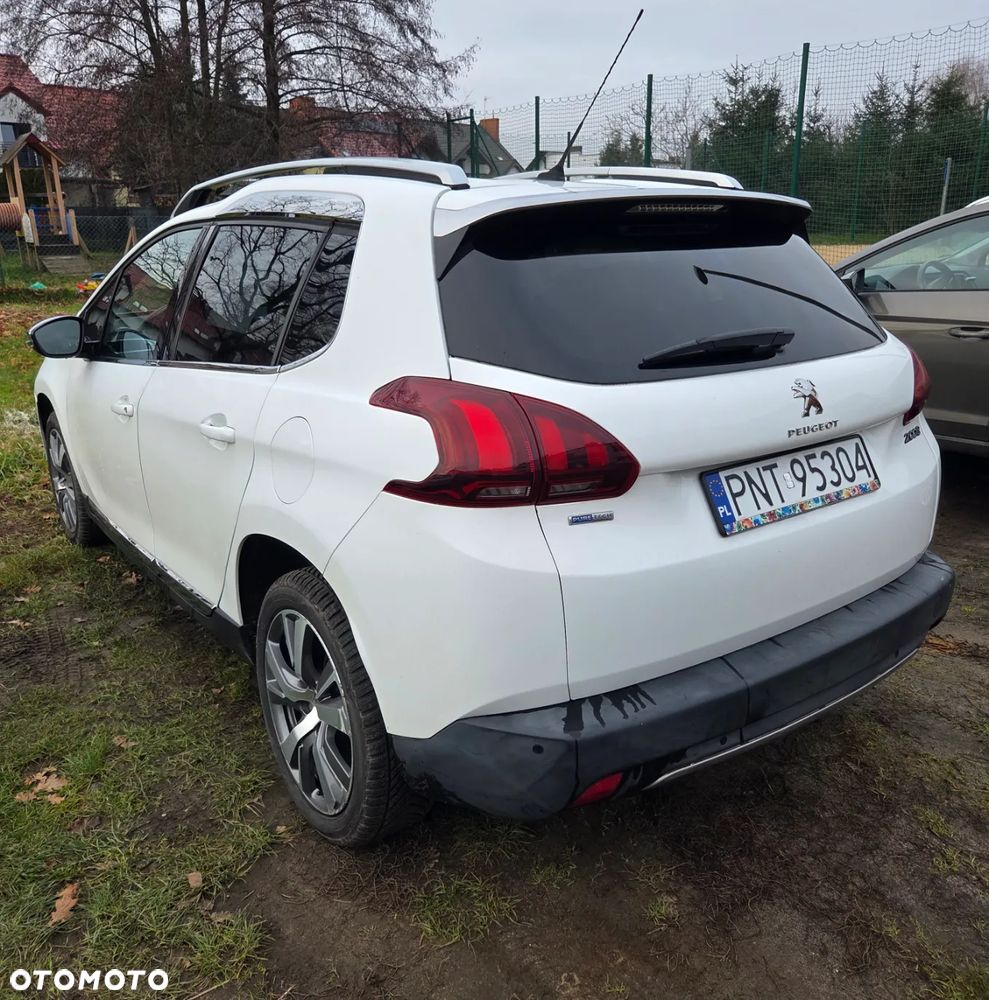 Peugeot 2008 PureTech 110 Stop&Start EAT6 Allure - 6