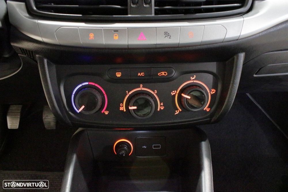 Fiat Tipo 1.3 M-jet Van IVA Dedutível - 16