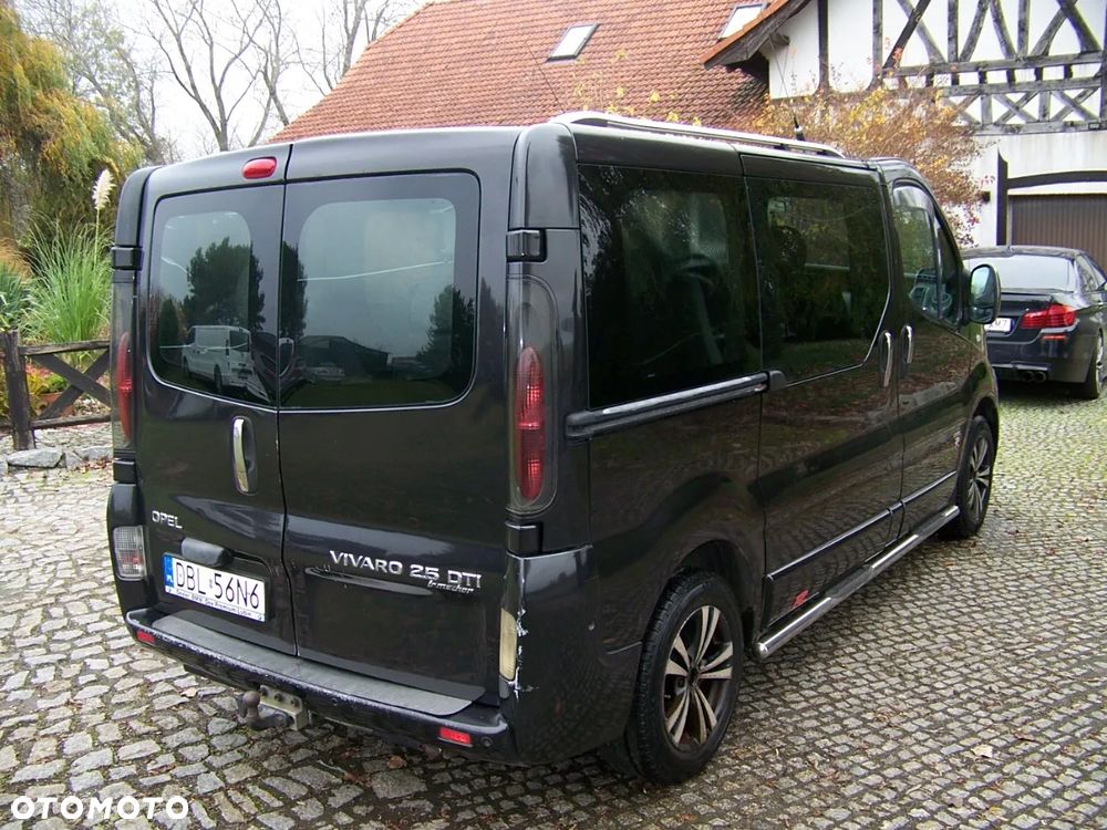 Opel VIVARO - 11