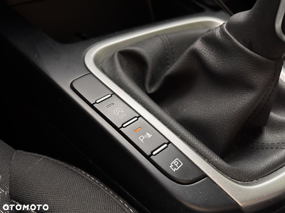 Kia Ceed 1.5 T-GDI M - 18