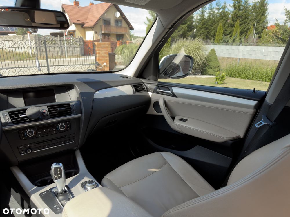 BMW X3 xDrive20d - 8