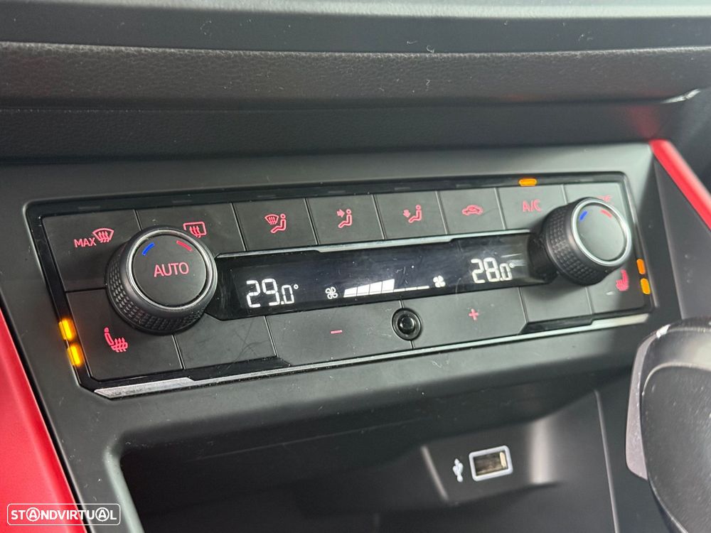 VW Polo 2.0 TSI GTI DSG - 57