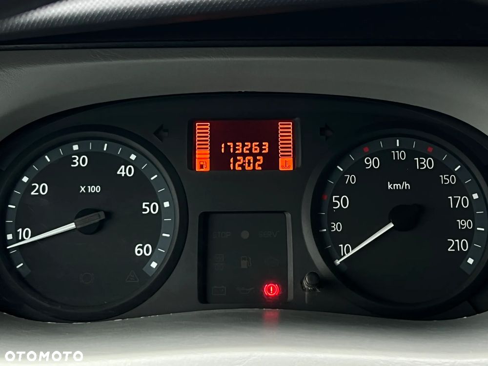 Renault TRAFIC - 19