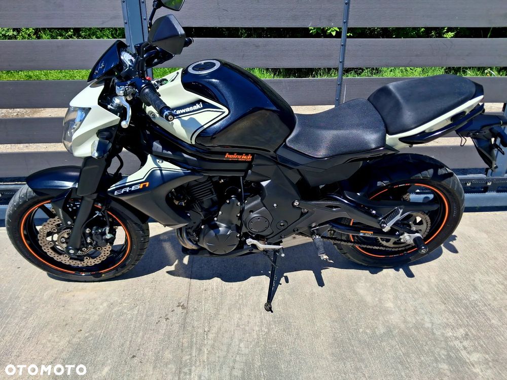 Kawasaki ER - 2