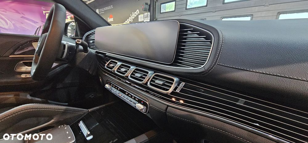 Mercedes-Benz GLE 300 d mHEV 4-Matic AMG Line - 11