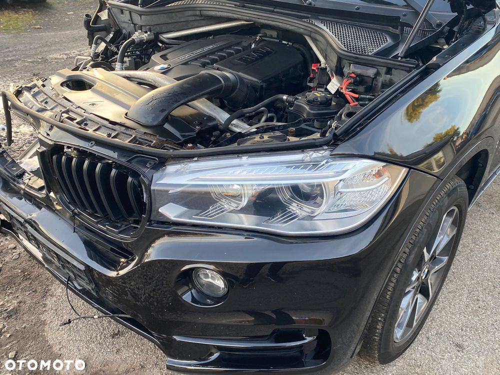 BMW X5 xDrive35i - 7