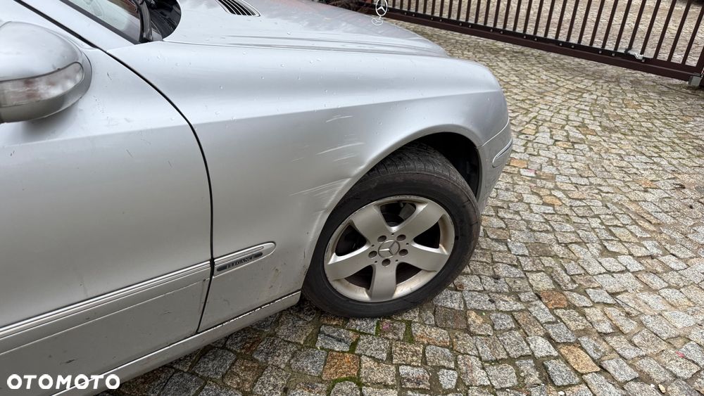 Mercedes-Benz Klasa E - 9