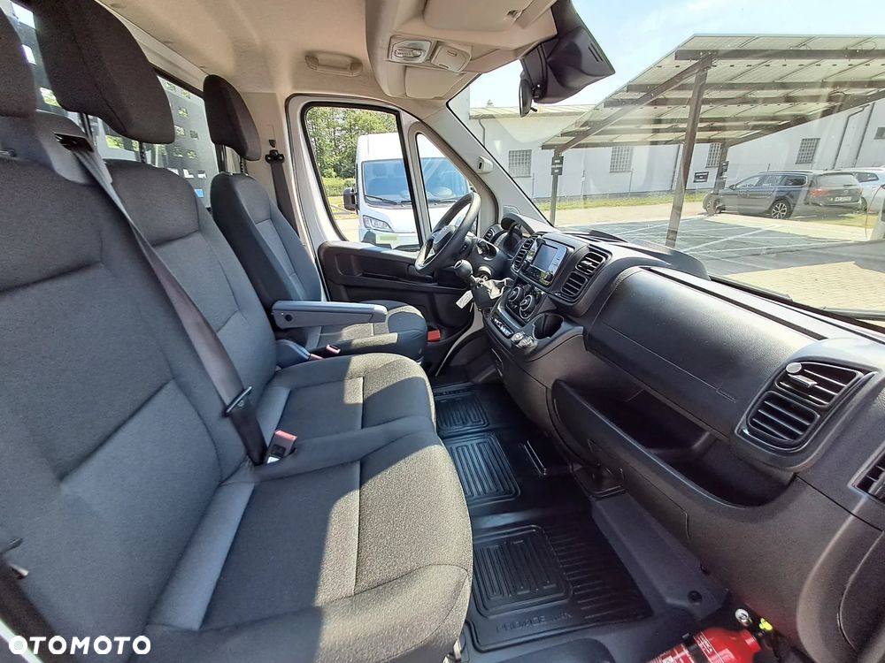 Toyota PROACE MAX Skrzynia 4200x2200 mm - 6