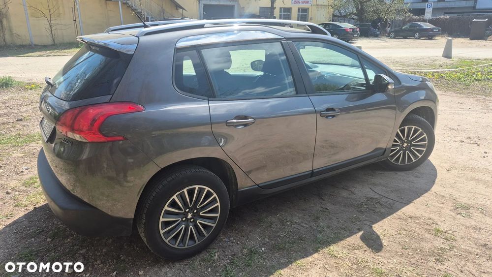 Peugeot 2008 1.2 Pure Tech Active EU6 - 4