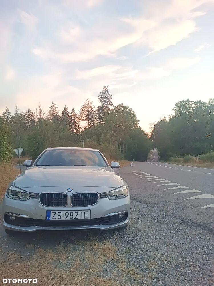 BMW Seria 3 330e iPerformance Luxury Line - 3