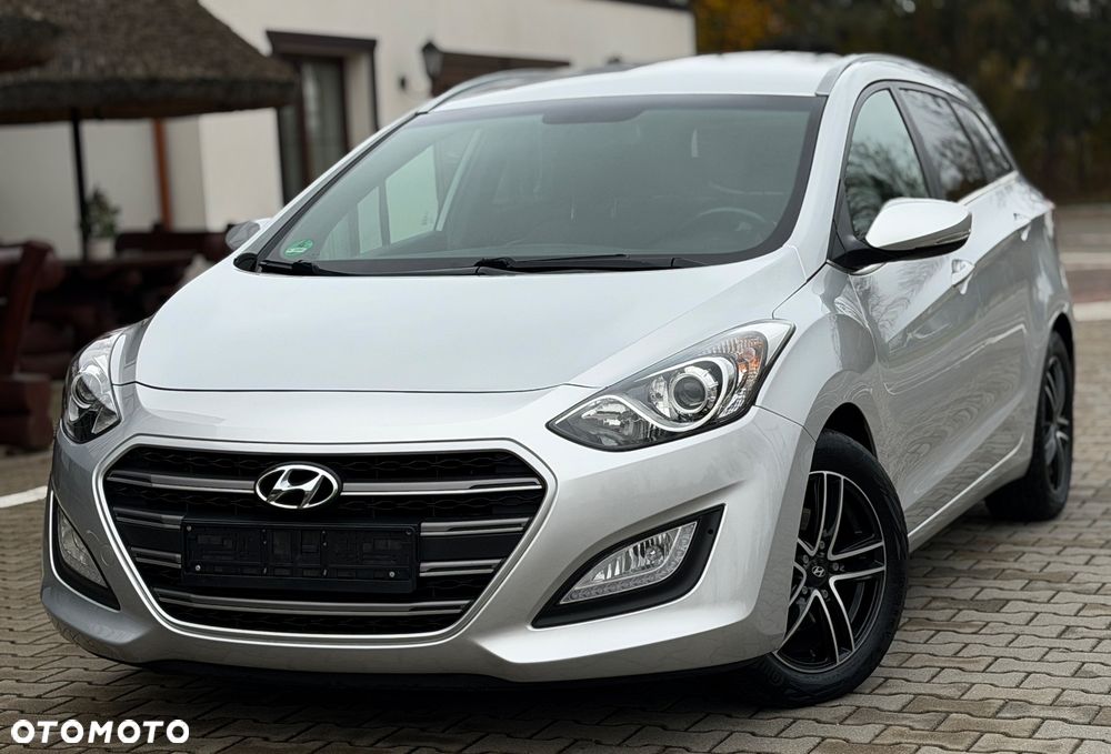 Hyundai i30 Kombi 1.6 GDi DCT Passion - 6