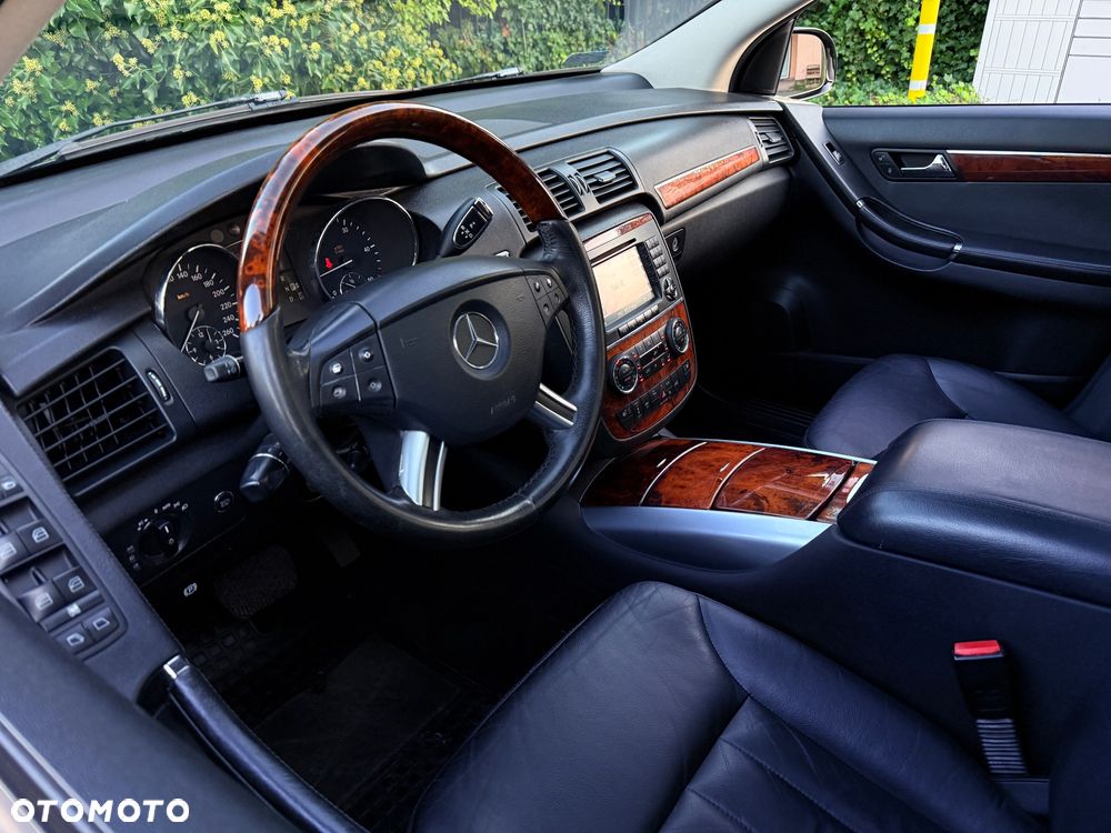 Mercedes-Benz Klasa R 350 CDI L 4Matic 7G-TRONIC DPF Grand Edition - 40