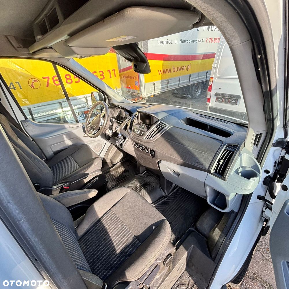 Ford Transit Jumbo - 8
