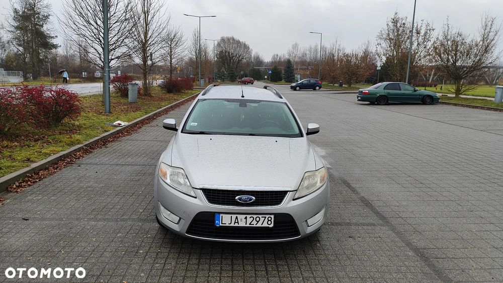 Ford Mondeo 2.0 TDCi Ambiente - 24