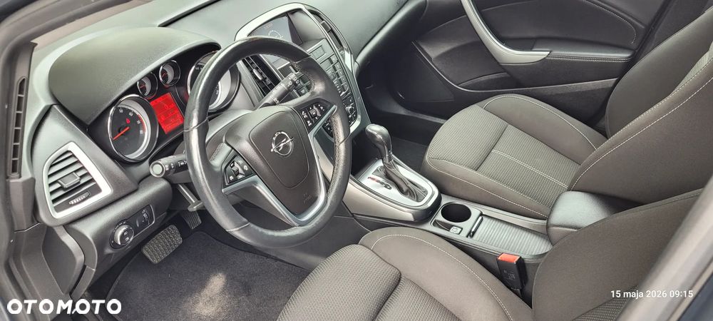 Opel Astra 1.6 SIDI Turbo Automatik Innovation - 12