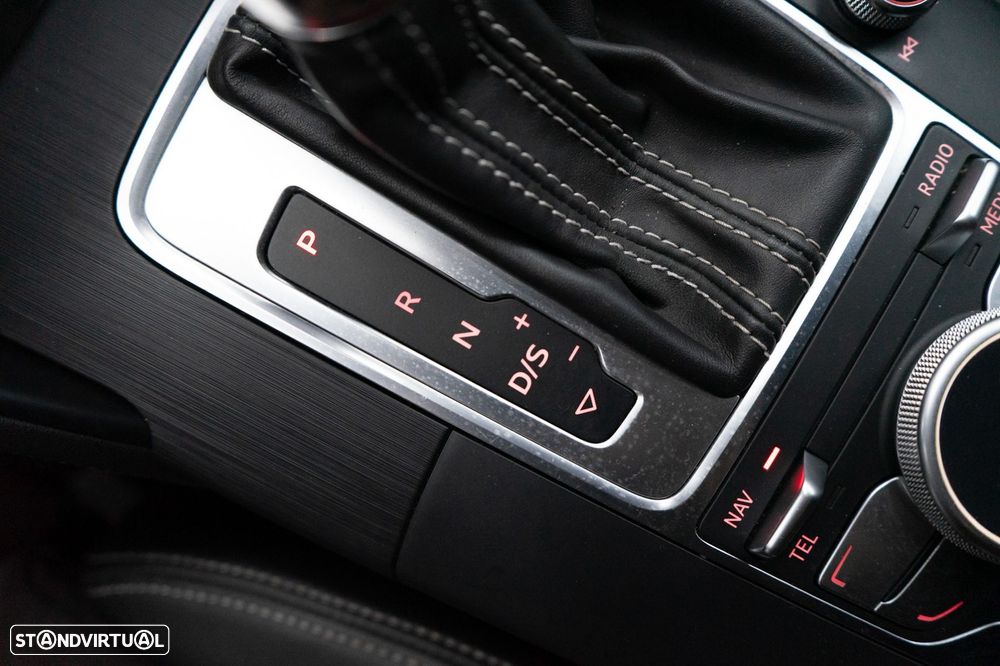 Audi S3 Sportback 2.0 TFSi quattro S tronic - 27