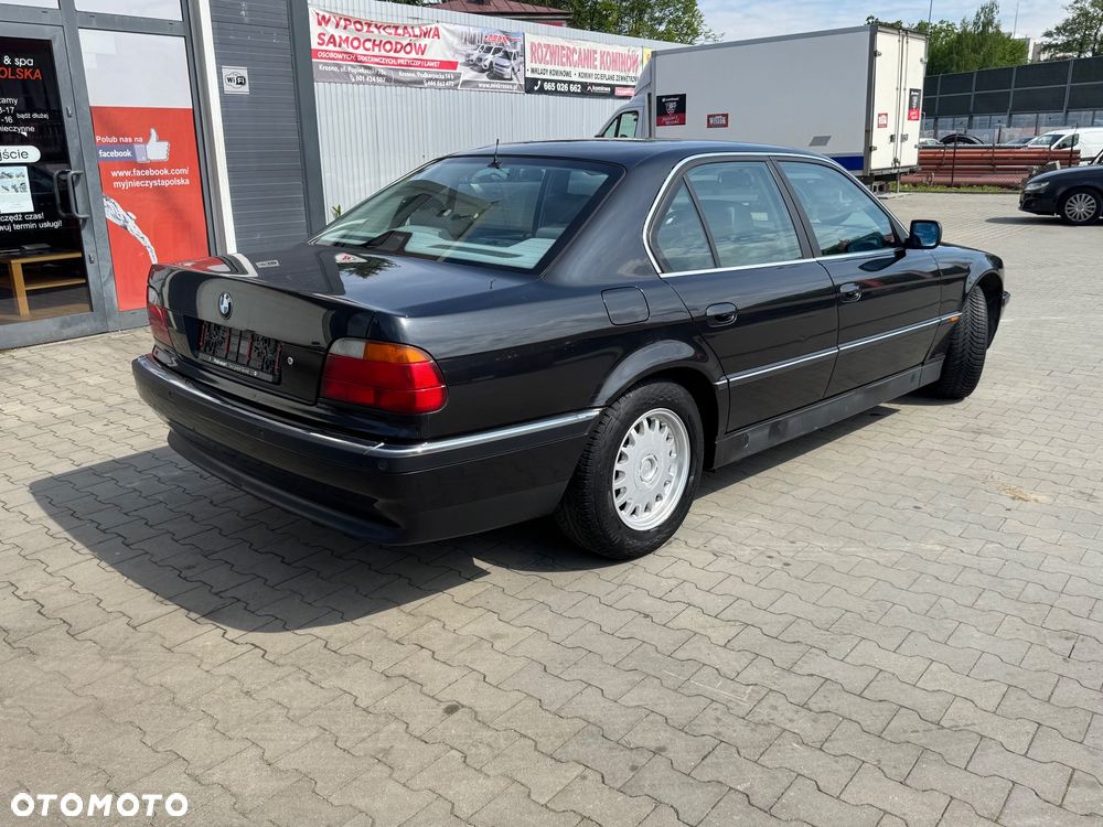 BMW Seria 7 - 4