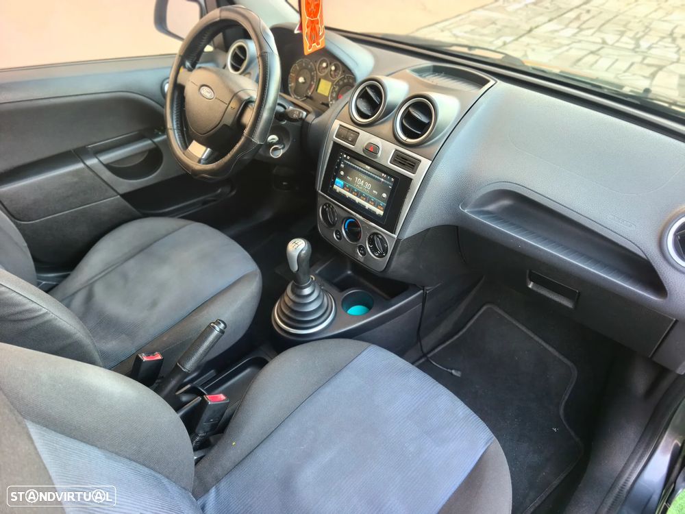 Ford Fiesta 1.25 First Edition - 12