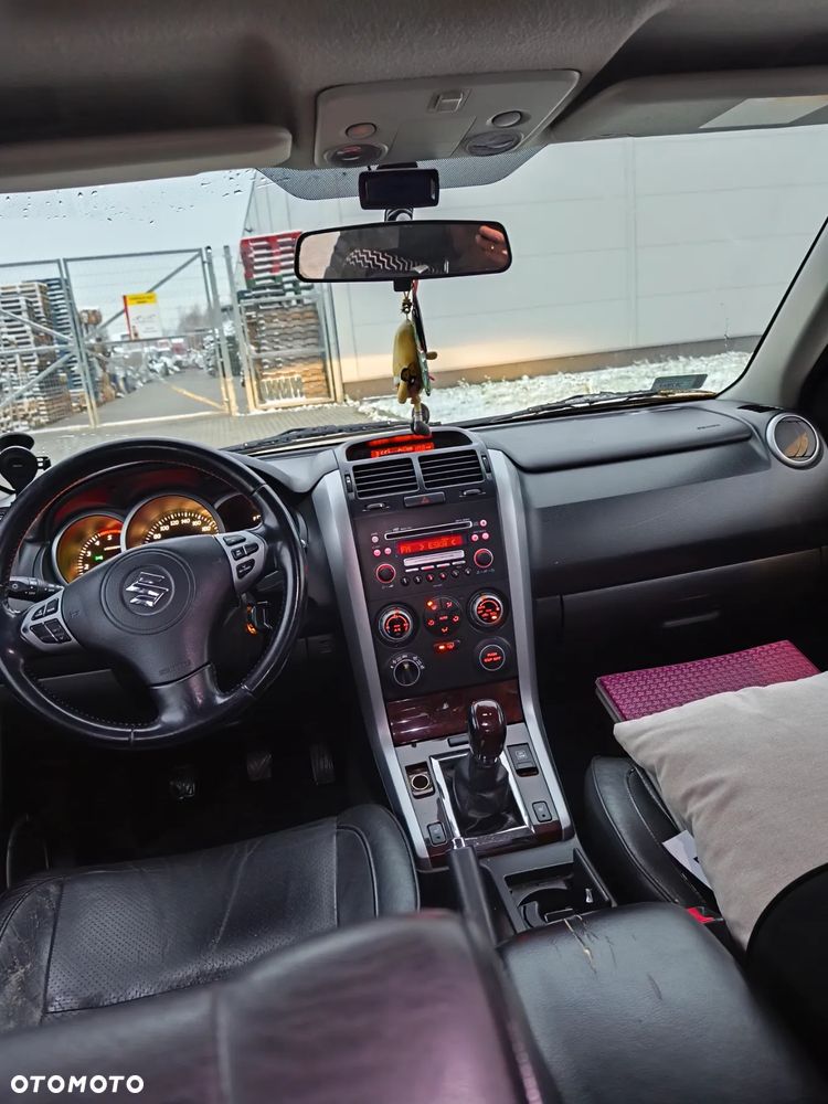 Suzuki Grand Vitara 1.9 DDiS De luxe - 7