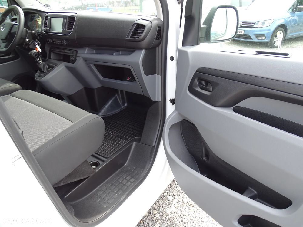 Opel VIVARO - 19