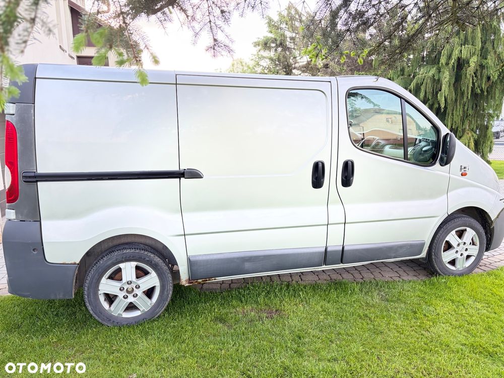 Opel Vivaro - 4