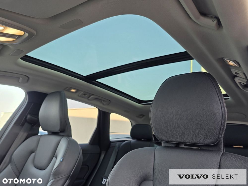 Volvo XC 60 - 33