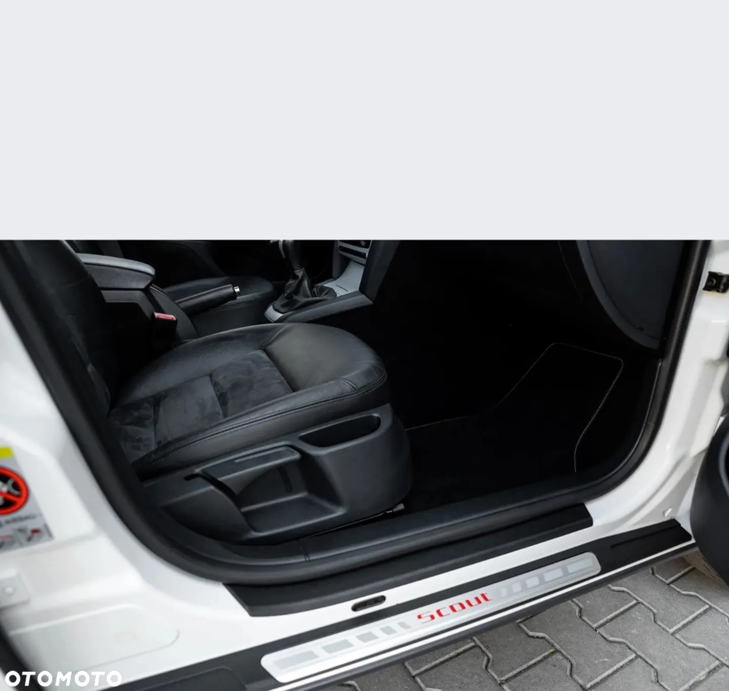 Skoda Octavia Combi 2.0 TDI DPF Scout 4x4 - 25