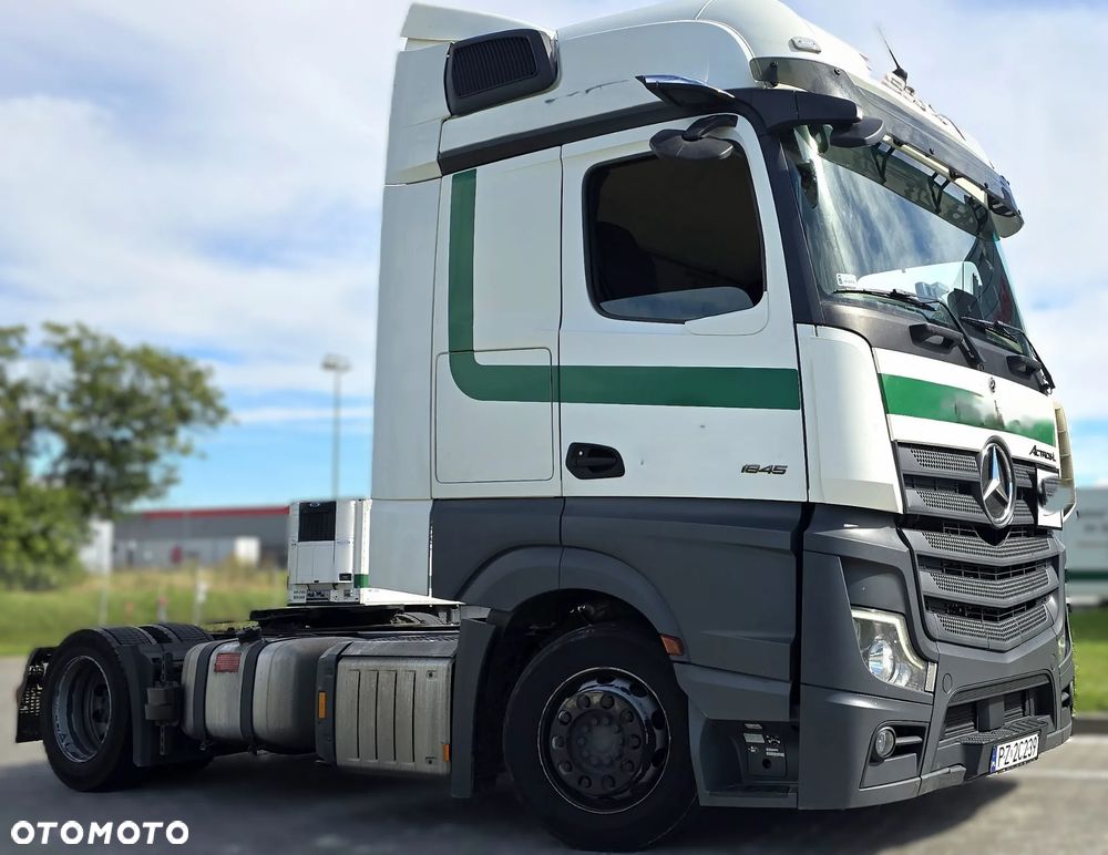 Mercedes-Benz Actros 5