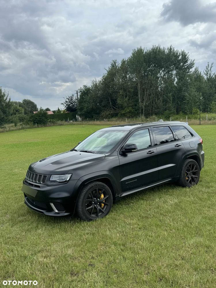 Jeep Grand Cherokee - 11