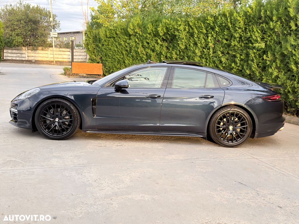Porsche Panamera 4S Executive - 14