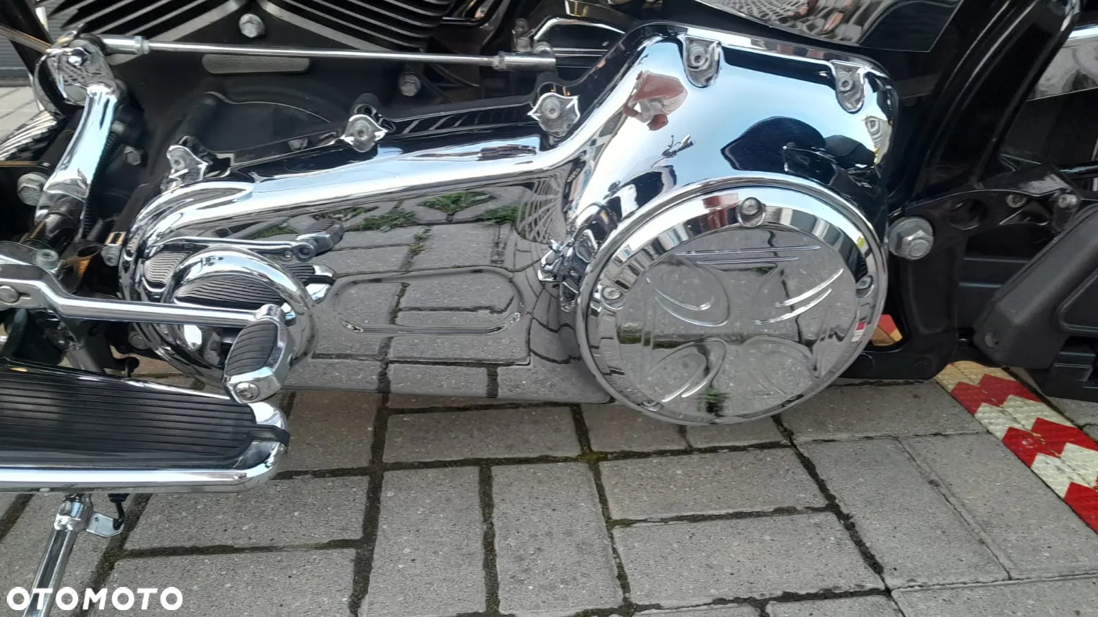 Harley-Davidson Softail Deluxe - 32