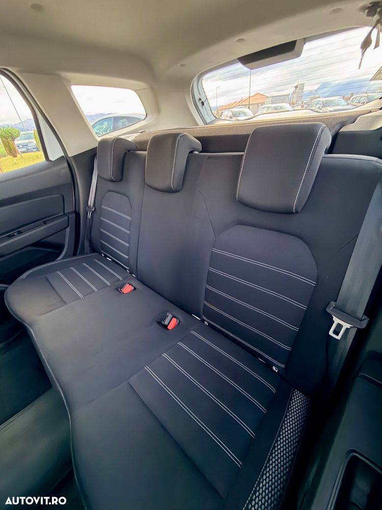 Dacia Duster 1.5 Blue dCi 4WD Prestige - 6