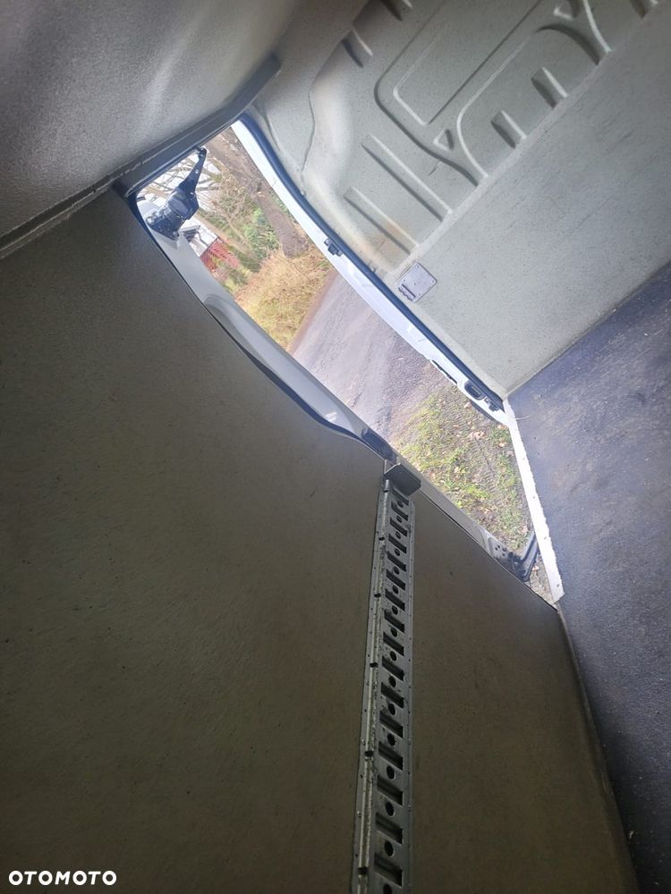 Renault Master - 6