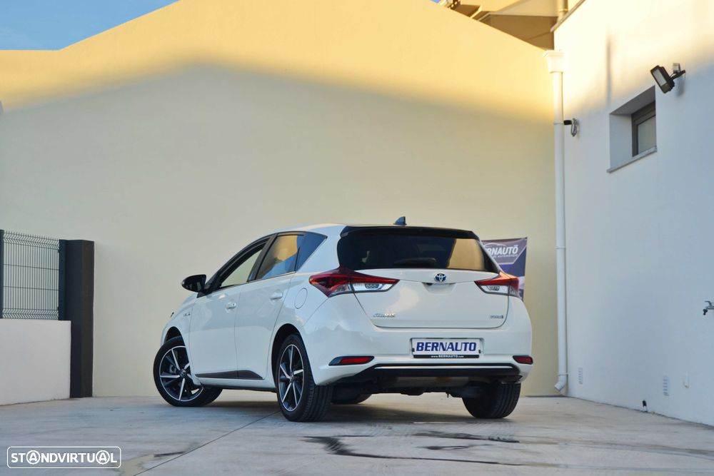 Toyota Auris 1.8 HSD Active - 11