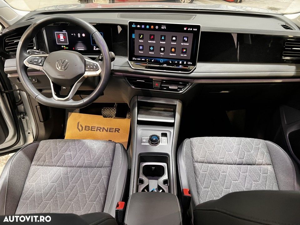 Volkswagen Tiguan - 5