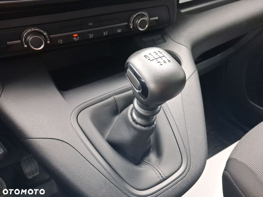 Toyota Proace City - 23