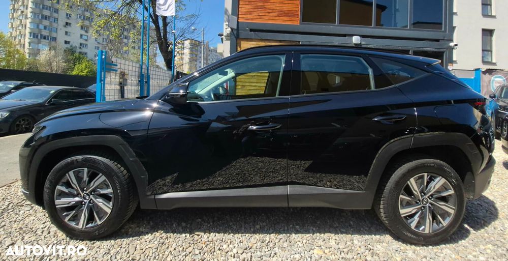 Hyundai Tucson 1.6 T-GDi HEV 2WD Advantage - 24