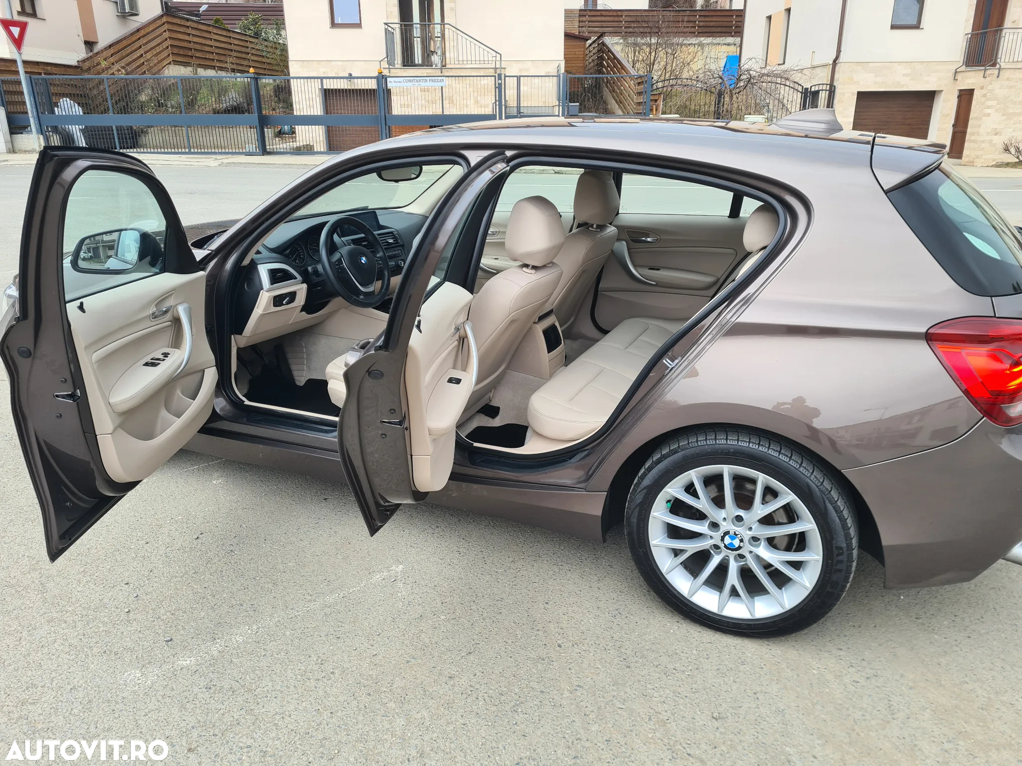 BMW Seria 1 116d EfficientDynamics Edition Sport Line - 17