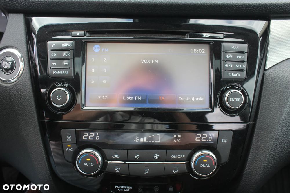 Nissan Qashqai 1.2 DIG-T N-Vision - 33