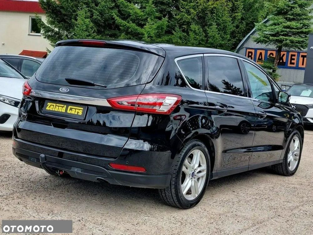 Ford S-Max - 8