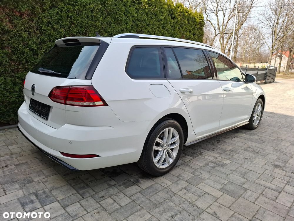 Volkswagen Golf 1.5 TSI OPF R-Line - 10
