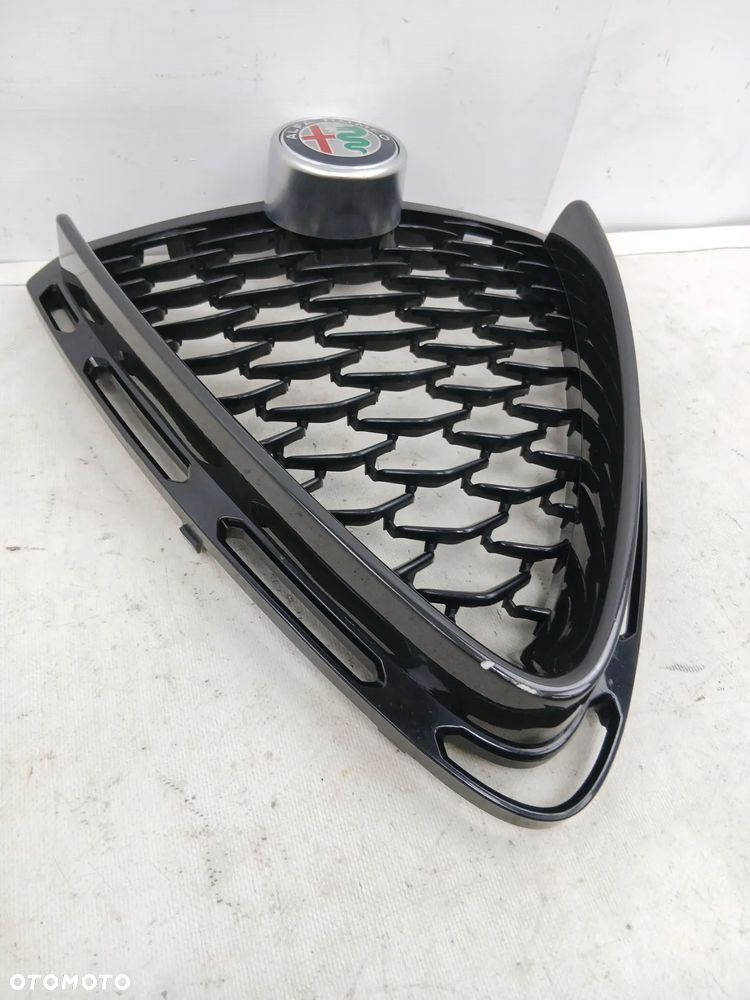 Atrapa grill Alfa Romeo Stelvio LIFT FL - 2