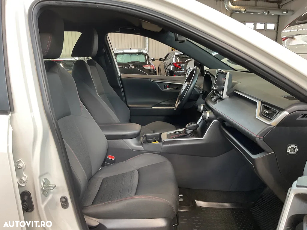 Toyota RAV4 Plug-in-Hybrid Style - 10