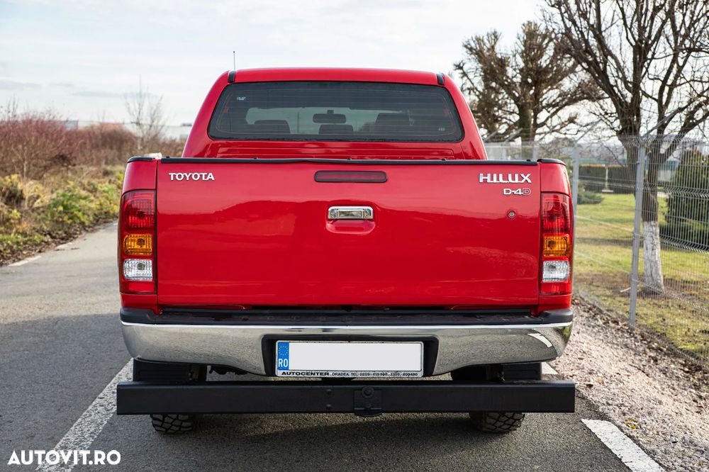Toyota Hilux 4x4 Double Cab - 7